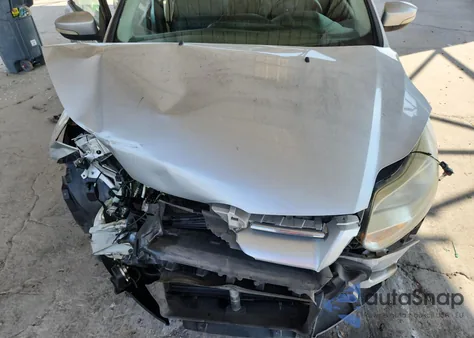 2014 Ford Focus Se z USA, uszkodzony, nr VIN 1FADP3F2XEL233516